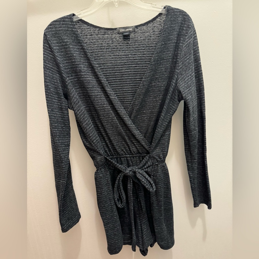 Billabong Longsleeve Knit Romper - Size Medium